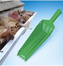 The Wedge Gutter Cleaning Scoop